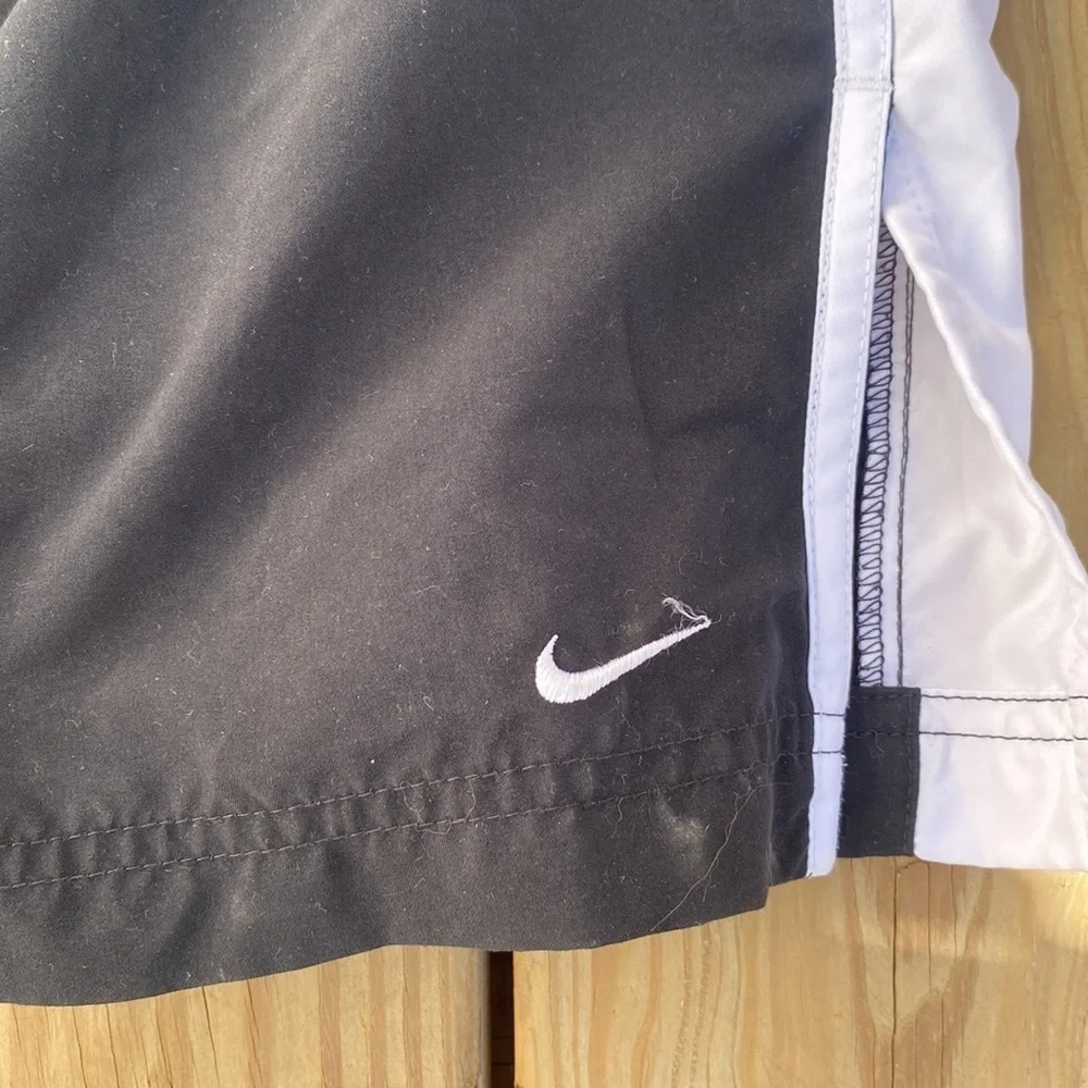 🍍NIKE WIND PANTS🍍SLIT ANKLE🍍DRAW STRING🍍POCKETS🍍SIZE 12-14🍍H-5